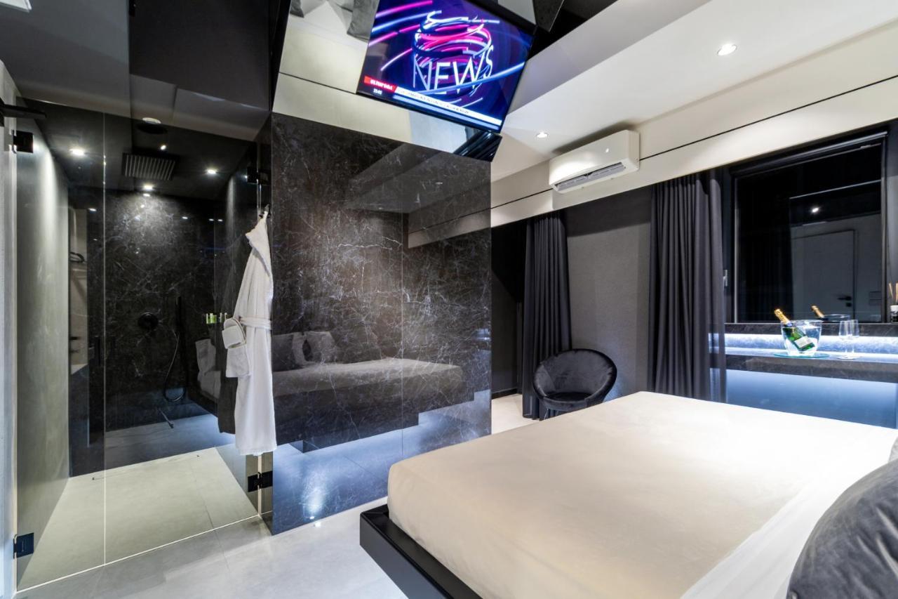 4 Suites " Unconventional Living Rooms " Catania Bagian luar foto